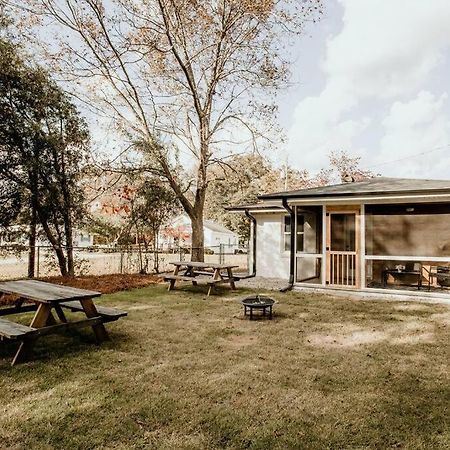 Villa The Turquoise Door Modern Rustic In Town Of Lexington Esterno foto